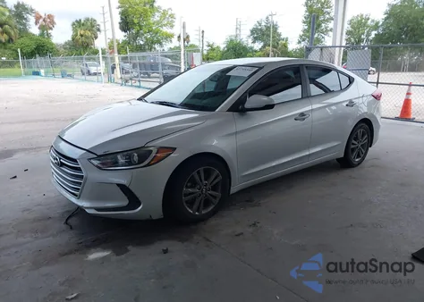 2018 Hyundai Elantra Sel z USA, uszkodzony, nr VIN 5NPD84LF4JH233935